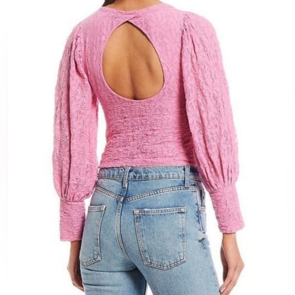 Free People Tea‎ Time Top Barbie Pink Lacey Puffed Sleeve Open Back Top